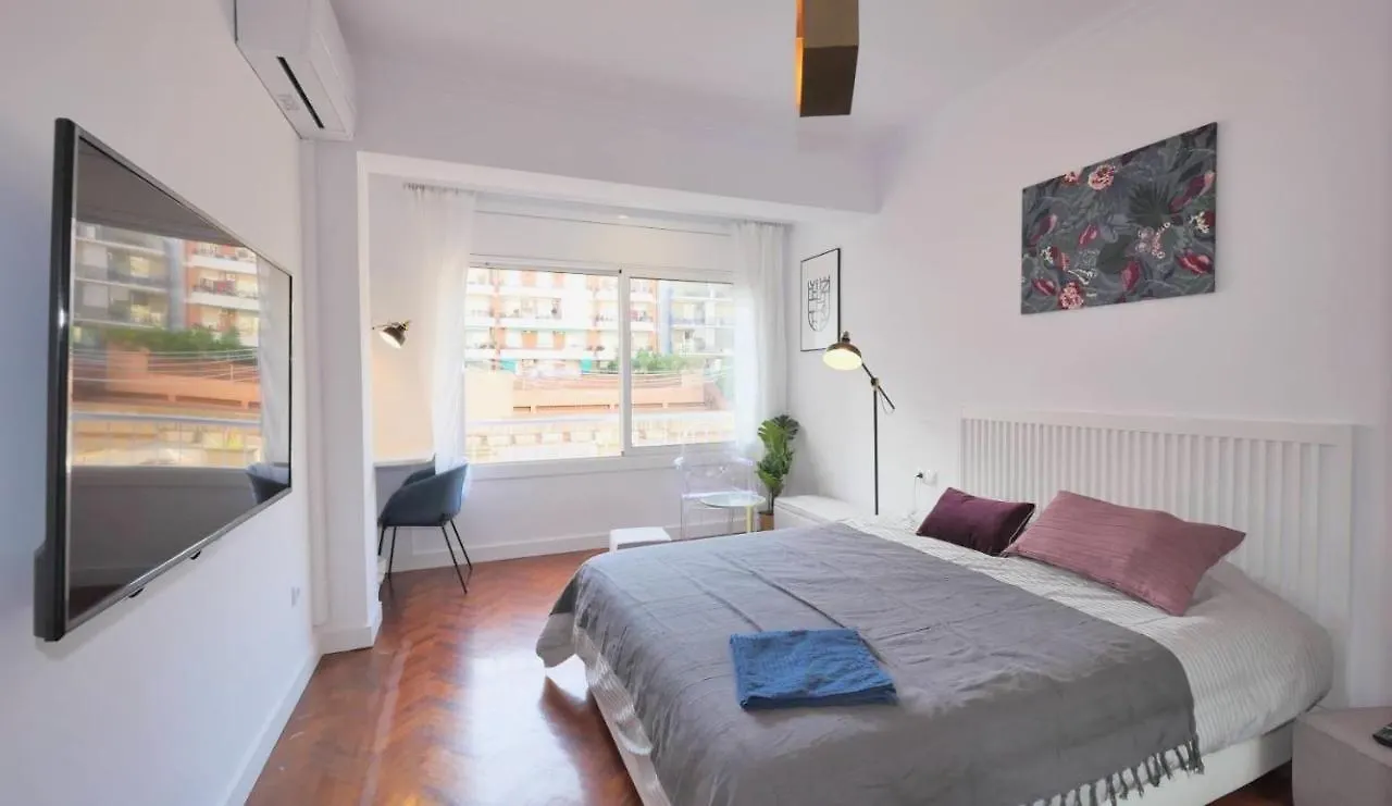 Apartment Ferienwohnung Beautiful&Modern 2-Bed In Eixample Barcelona Spanien